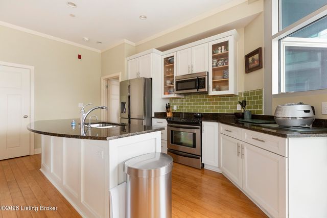 324 E Main St 200, Louisville, KY 40202