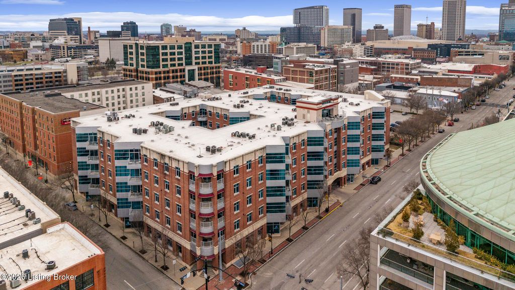 324 E Main St 200, Louisville, KY 40202
