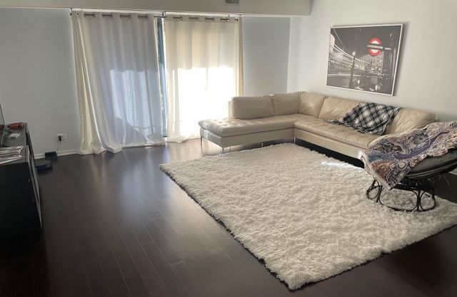 6400 W Belle Plaine Avenue 509, Chicago, IL 60634