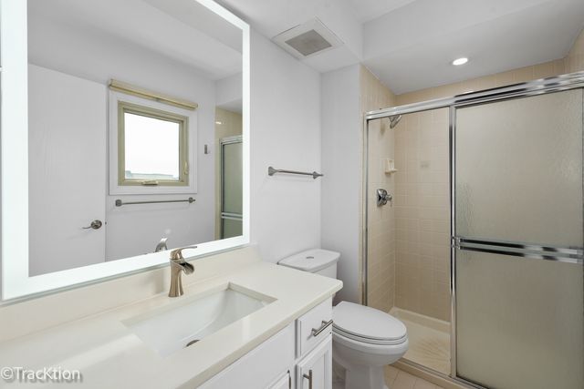 6400 W Belle Plaine Avenue 509, Chicago, IL 60634