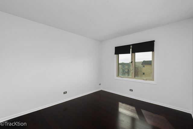 6400 W Belle Plaine Avenue 509, Chicago, IL 60634