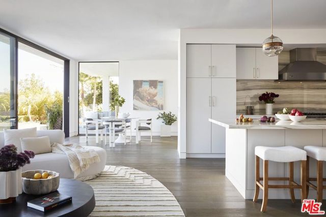 1769 Stone Canyon Road, Los Angeles, CA 90077