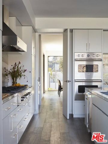 1769 Stone Canyon Road, Los Angeles, CA 90077