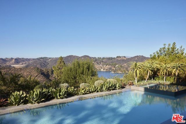 1769 Stone Canyon Road, Los Angeles, CA 90077