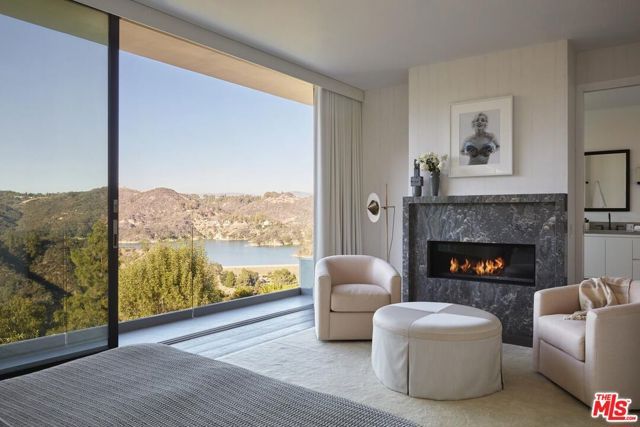 1769 Stone Canyon Road, Los Angeles, CA 90077