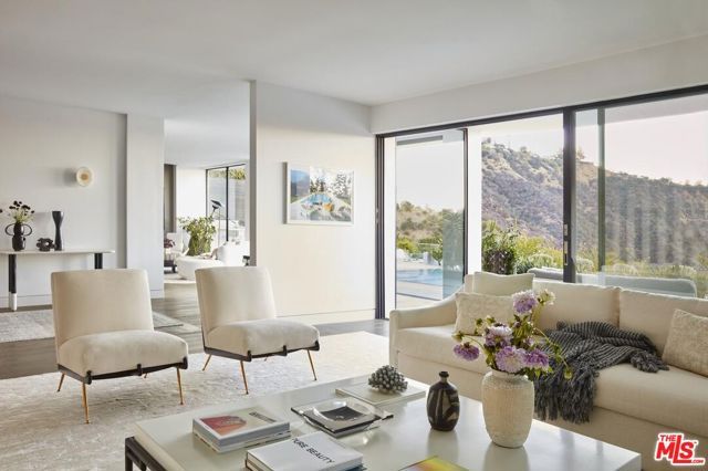 1769 Stone Canyon Road, Los Angeles, CA 90077