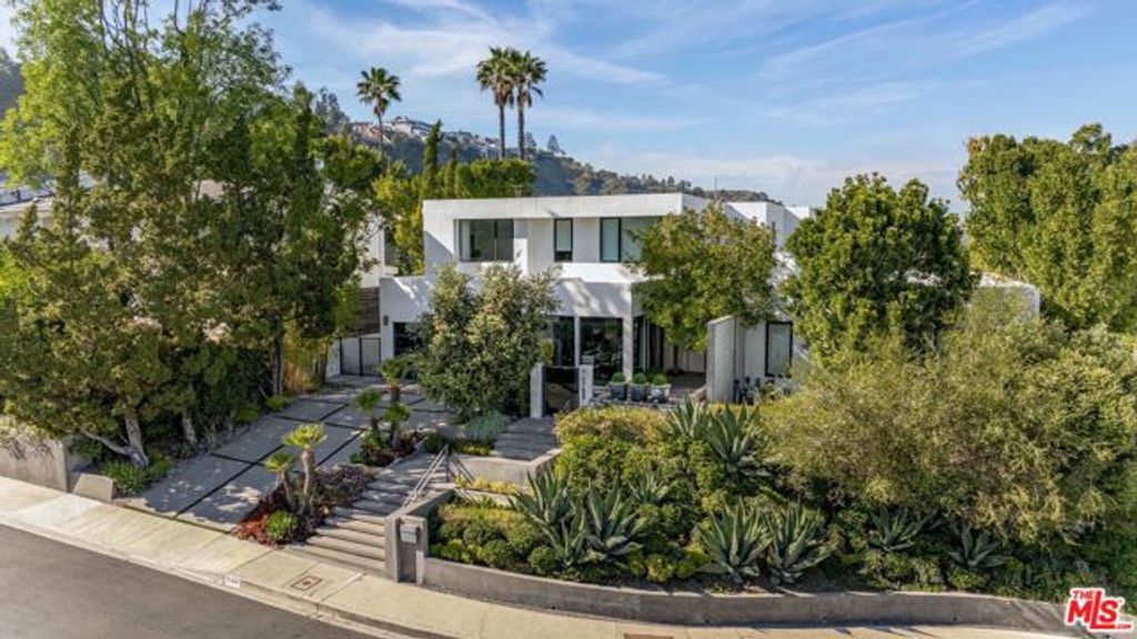 1769 Stone Canyon Road, Los Angeles, CA 90077