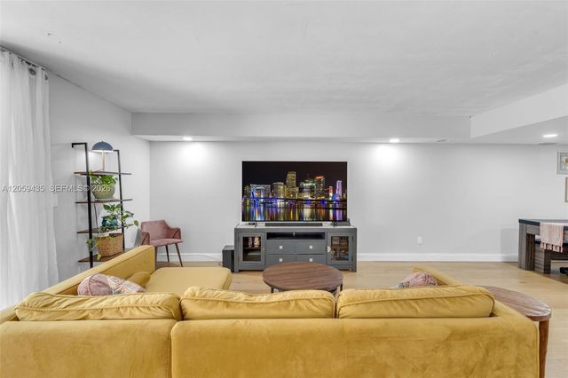 683 NE 206th Terrace, Miami, FL 33179