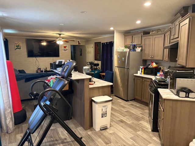 602 Virginia Avenue, Lynwood, IL 60411