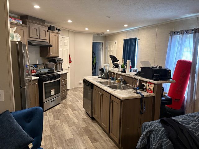 602 Virginia Avenue, Lynwood, IL 60411