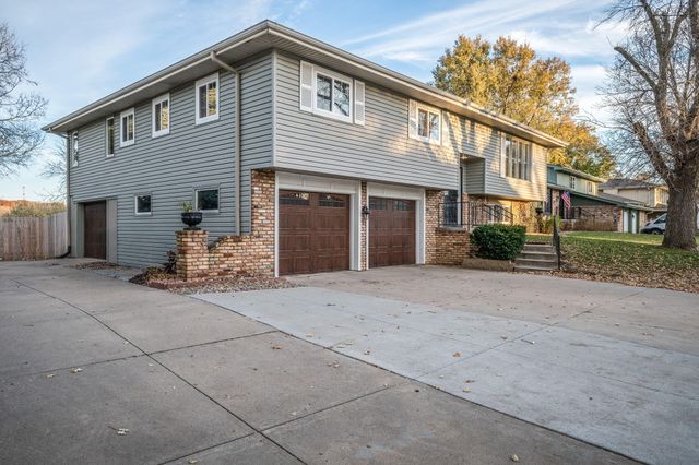 309 WILDWOOD Road, Council Bluffs, IA 51503