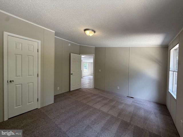 34112 INDIANTOWN RD, Locust Grove, VA 22508