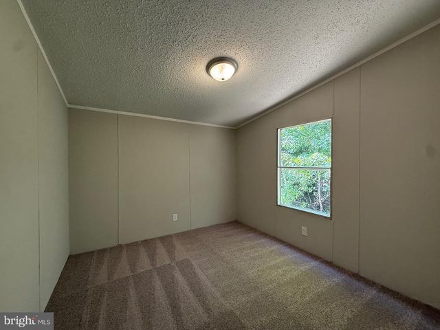 34112 INDIANTOWN RD, Locust Grove, VA 22508