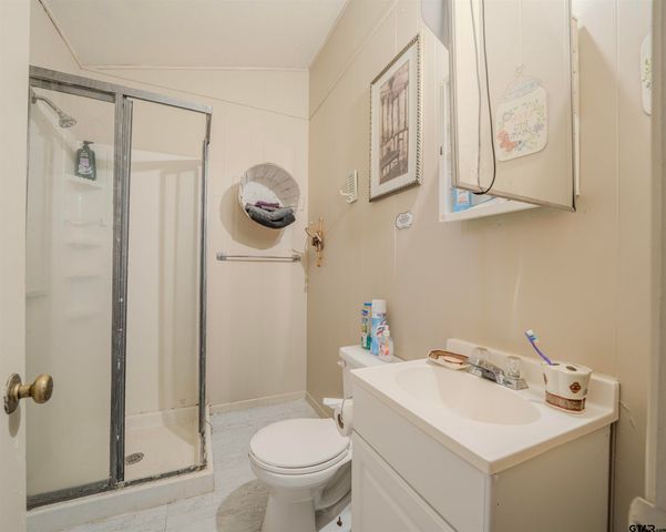8880 FM 729, Avinger, TX 75630