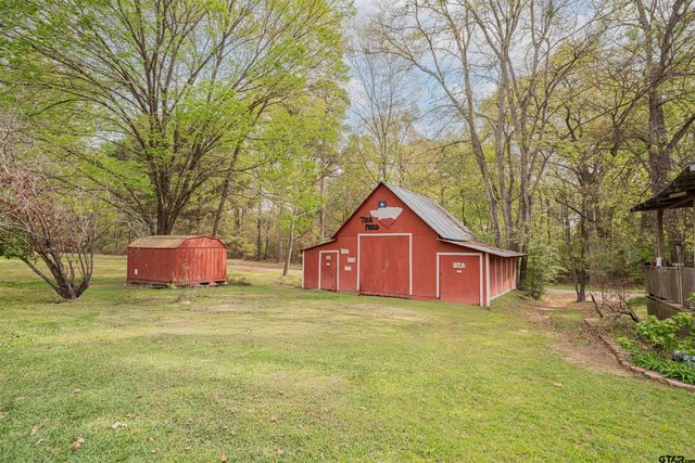 8880 FM 729, Avinger, TX 75630