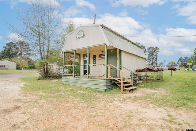 8880 FM 729, Avinger, TX 75630
