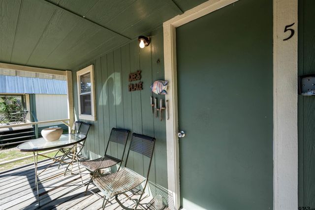 8880 FM 729, Avinger, TX 75630
