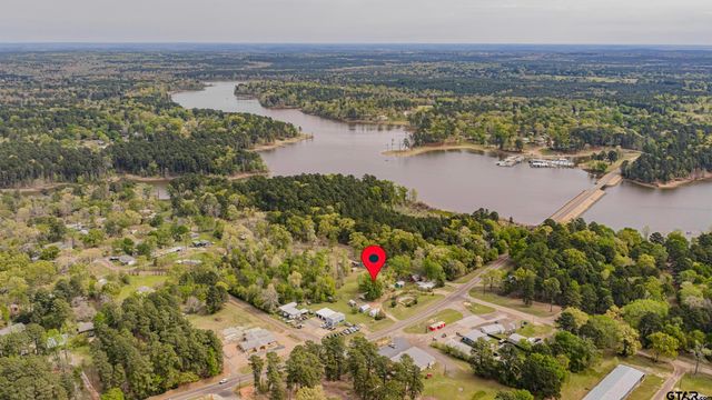 8880 FM 729, Avinger, TX 75630