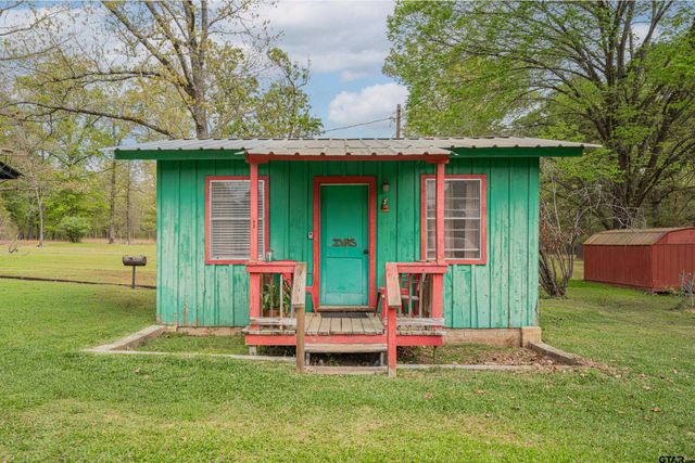 8880 FM 729, Avinger, TX 75630