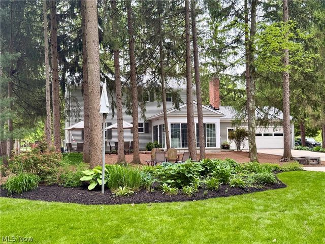 11635 Twin Mills Lane, Chardon, OH 44024