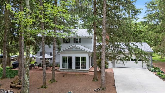11635 Twin Mills Lane, Chardon, OH 44024