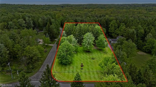 11635 Twin Mills Lane, Chardon, OH 44024