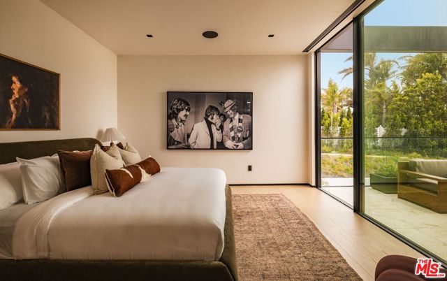 6889 Dume Drive, Malibu, CA 90265