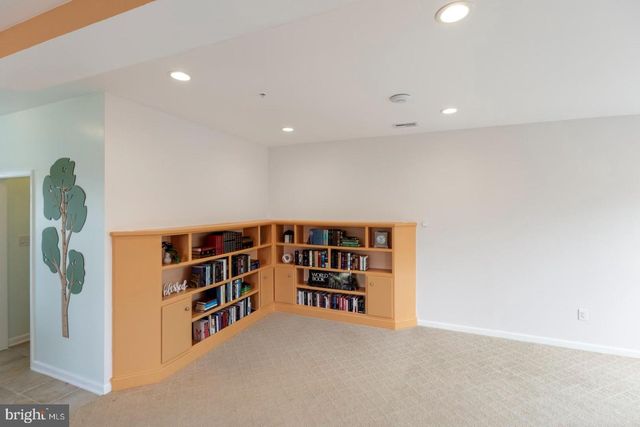 22683 SETTLERS TRAIL TER, Brambleton, VA 20148