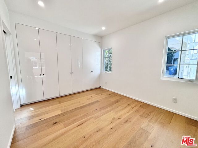 1979 Kenmore Avenue, Los Angeles, CA 90027