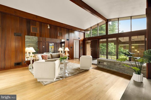 1840 PRIMROSE RD NW, Washington, DC 20012