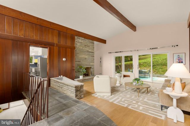 1840 PRIMROSE RD NW, Washington, DC 20012