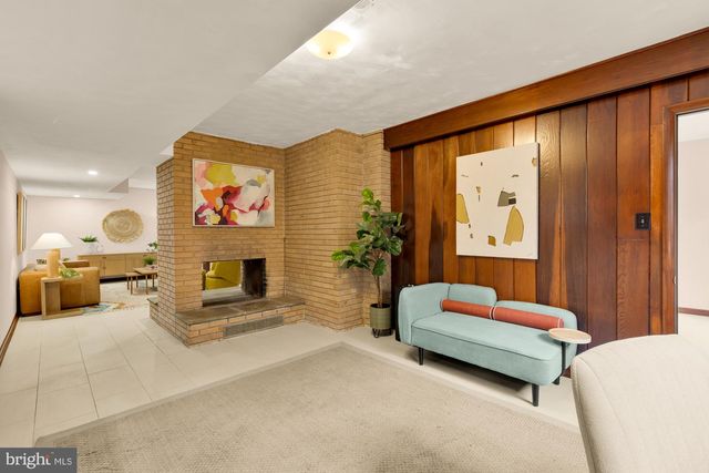 1840 PRIMROSE RD NW, Washington, DC 20012