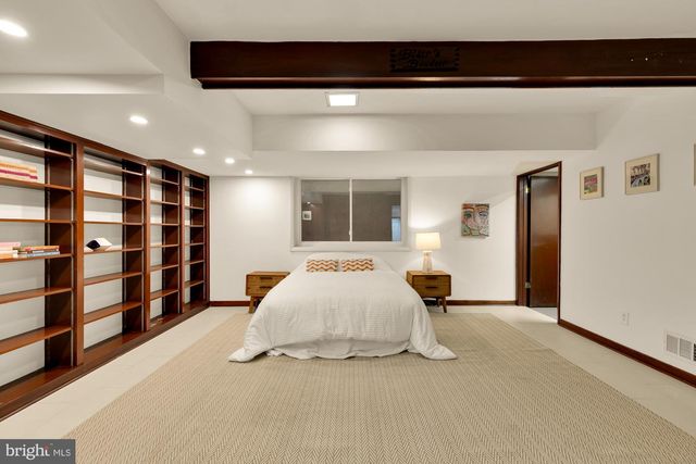 1840 PRIMROSE RD NW, Washington, DC 20012