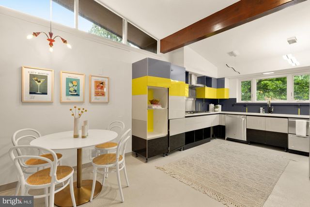 1840 PRIMROSE RD NW, Washington, DC 20012