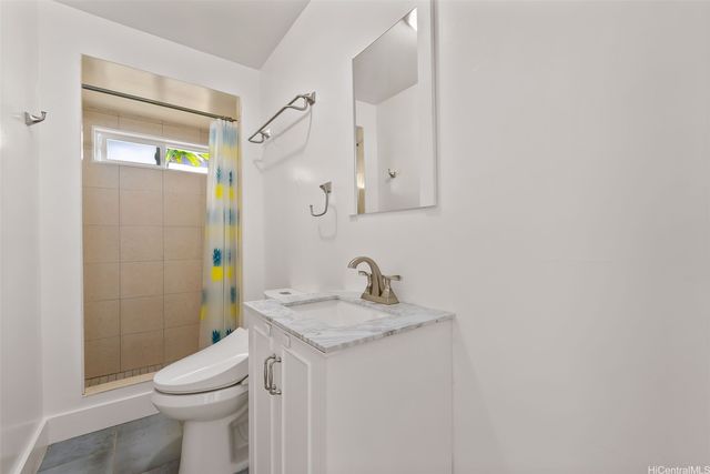 2118 Makanani Drive, Honolulu, HI 96817