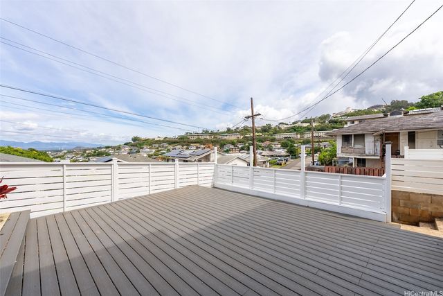 2118 Makanani Drive, Honolulu, HI 96817