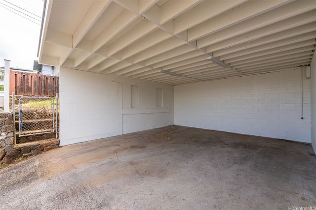 2118 Makanani Drive, Honolulu, HI 96817