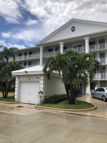 2811 Village Boulevard 202, West Palm Beach, FL 33409