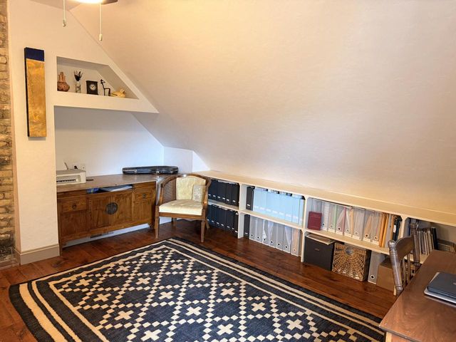 2615 Delaware AVENUE, Milwaukee, WI 53207