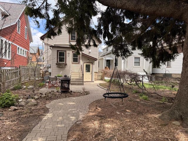 2615 Delaware AVENUE, Milwaukee, WI 53207