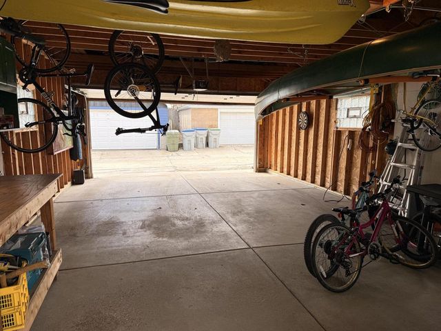 2615 Delaware AVENUE, Milwaukee, WI 53207