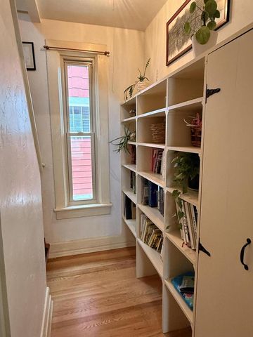 2615 Delaware AVENUE, Milwaukee, WI 53207
