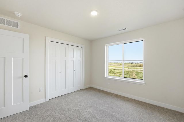 1347 Meadow Rose Place, Waukee, IA 50263