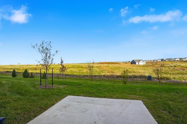 1347 Meadow Rose Place, Waukee, IA 50263