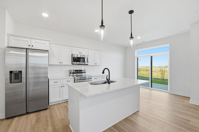 1347 Meadow Rose Place, Waukee, IA 50263