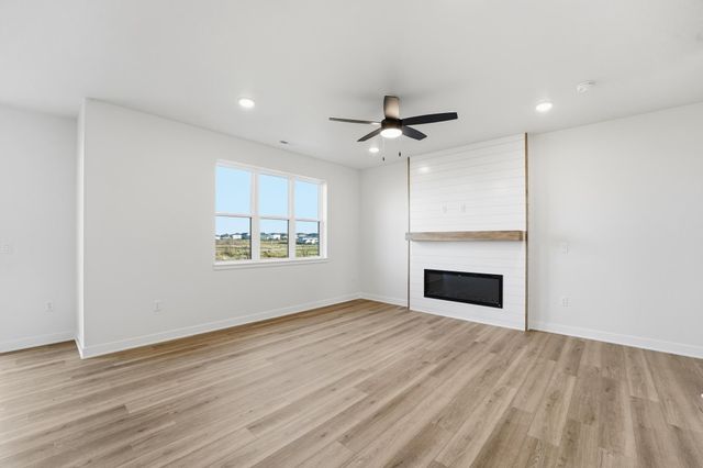 1347 Meadow Rose Place, Waukee, IA 50263