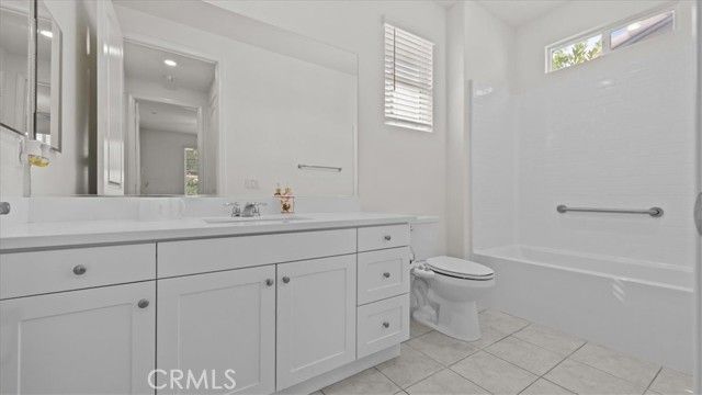 4547 S Luna Privado, Ontario, CA 91761