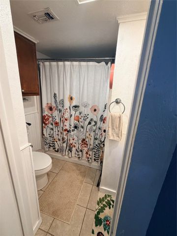 8020 Julie Avenue, Fort Worth, TX 76116