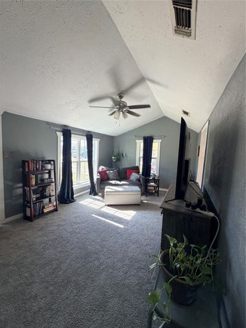 8020 Julie Avenue, Fort Worth, TX 76116