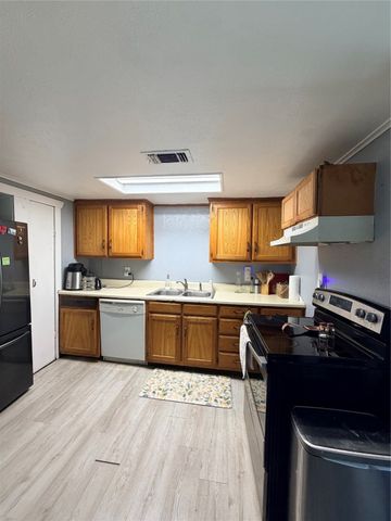 8020 Julie Avenue, Fort Worth, TX 76116